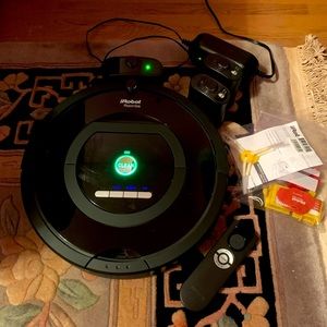 IRobot Roomba 700 works great $140 or bo